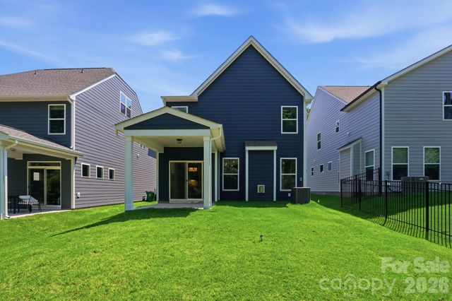 13115 Foxberry Road, Charlotte, NC 28213