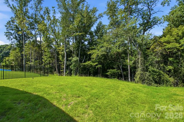 13115 Foxberry Road, Charlotte, NC 28213