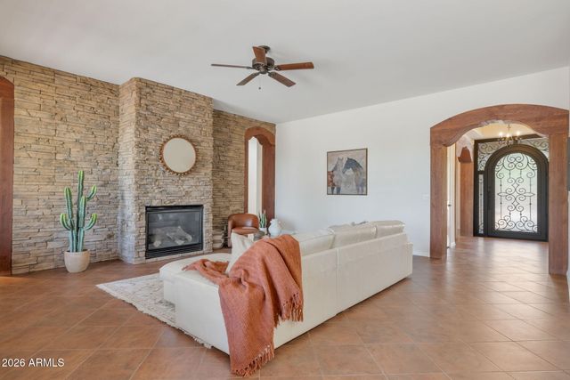 20402 W CANYON Drive, Buckeye, AZ 85396