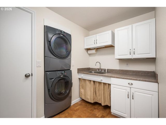 13205 Sw Barberry Dr, Beaverton, OR 97008