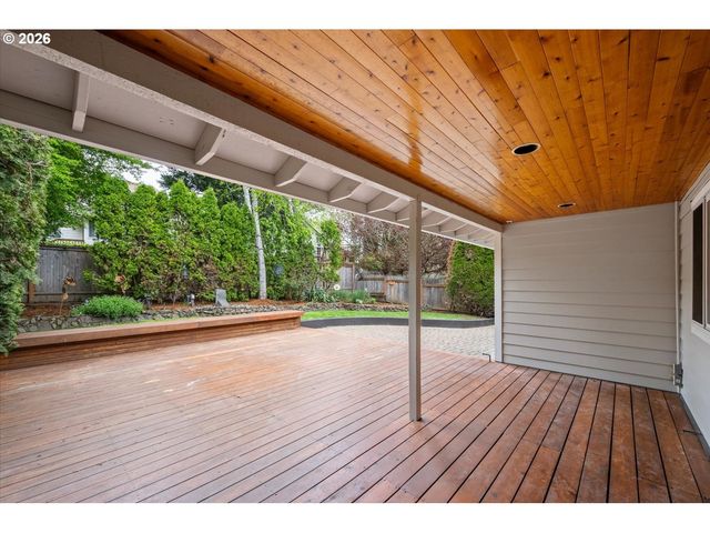 13205 Sw Barberry Dr, Beaverton, OR 97008