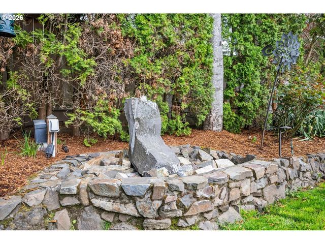 13205 Sw Barberry Dr, Beaverton, OR 97008