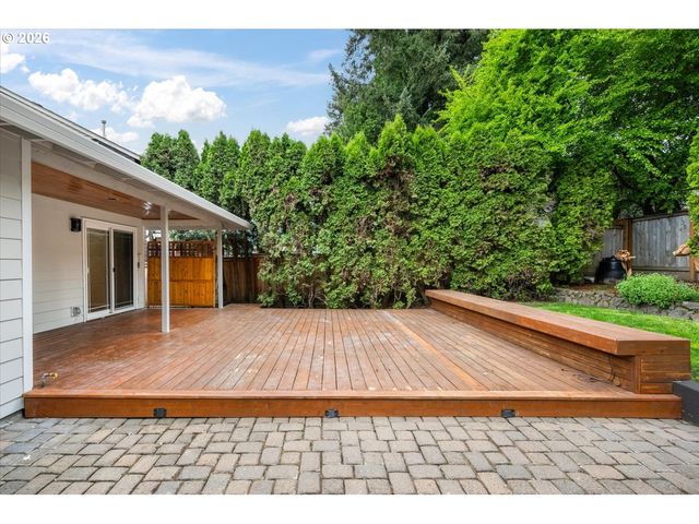 13205 Sw Barberry Dr, Beaverton, OR 97008