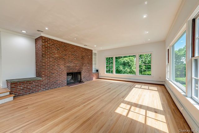 3 South Run, Cold Spring Harbor, NY 11724