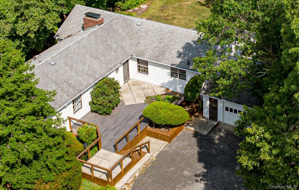 3 South Run, Cold Spring Harbor, NY 11724 — photo 4