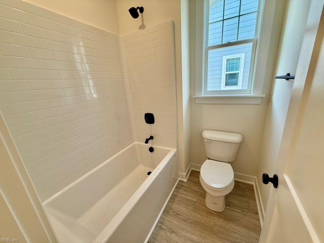 709 Flatrock LN, Chesapeake, VA 23320