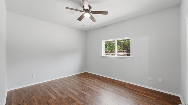1035 CEDAR GROVE TRL, Spring Branch, TX 78070