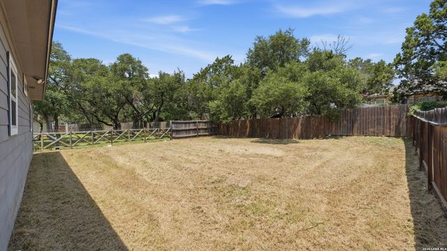 1035 CEDAR GROVE TRL, Spring Branch, TX 78070