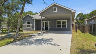 1035 CEDAR GROVE TRL, Spring Branch, TX 78070