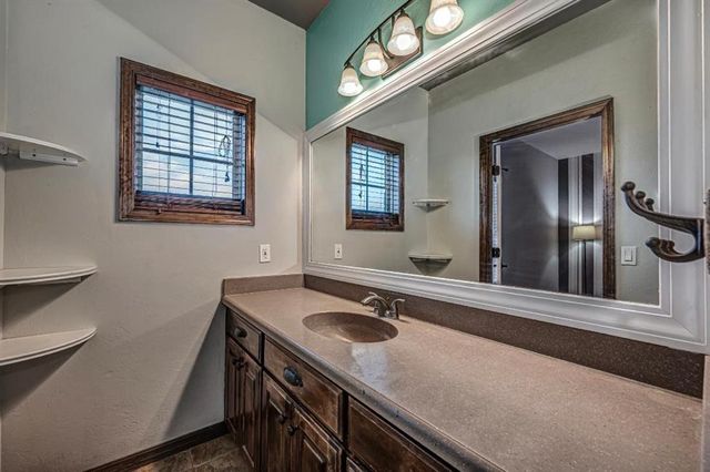 7146 NE Mustang Road, Piedmont, OK 73078