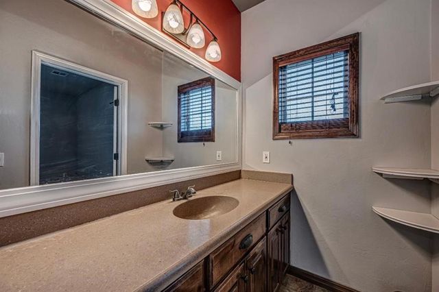 7146 NE Mustang Road, Piedmont, OK 73078