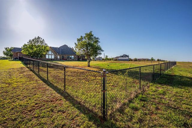 7146 NE Mustang Road, Piedmont, OK 73078