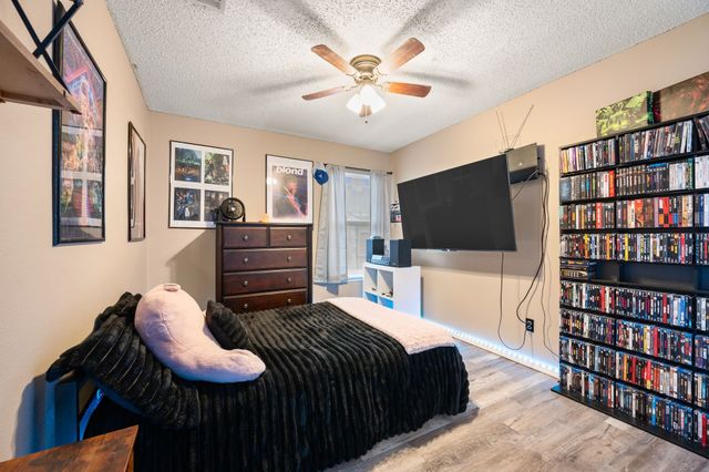 609 Oak Hollow Trail, Saginaw, TX 76179