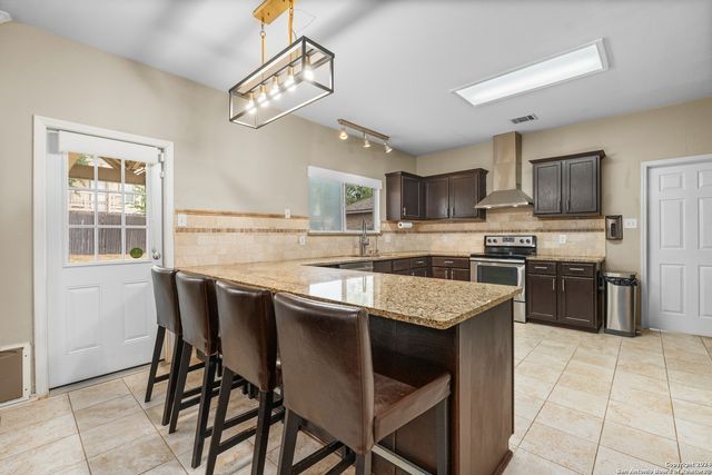 7315 Carriage Ln., San Antonio, TX 78249