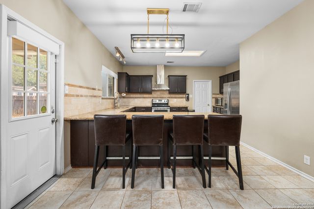 7315 Carriage Ln., San Antonio, TX 78249