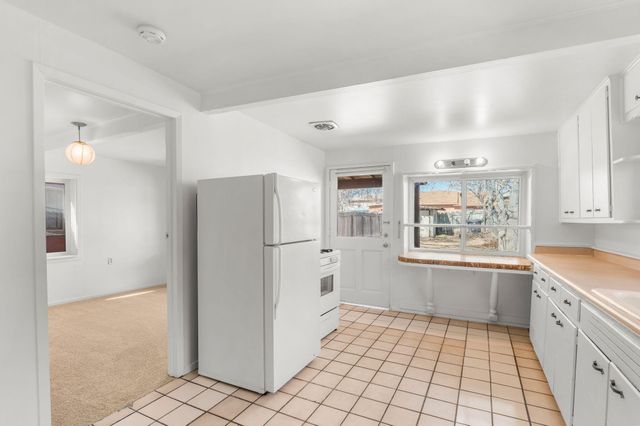 1305 Marble Avenue NW, Albuquerque, NM 87104