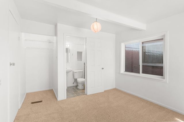 1305 Marble Avenue NW, Albuquerque, NM 87104