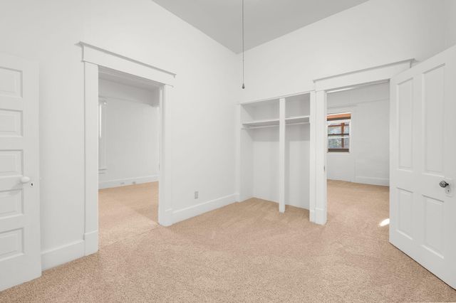 1305 Marble Avenue NW, Albuquerque, NM 87104