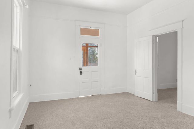 1305 Marble Avenue NW, Albuquerque, NM 87104