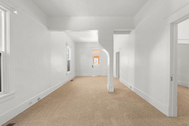 1305 Marble Avenue NW, Albuquerque, NM 87104