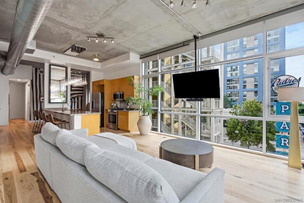 1025 Island Ave 315, San Diego, CA 92101 — exterior