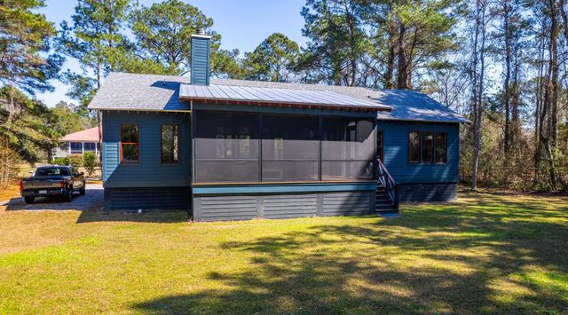 153 Tarbell Lane, Mcclellanville, SC 29458