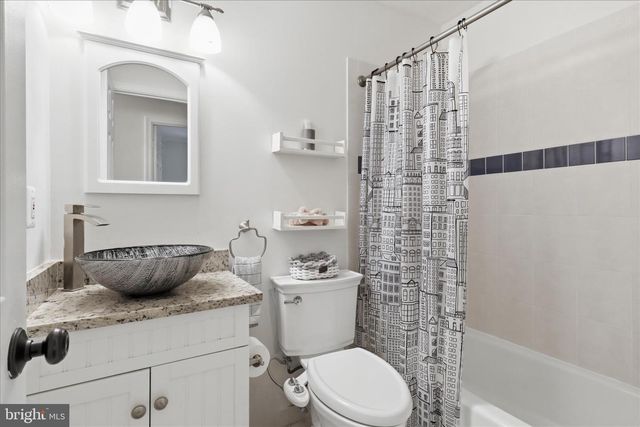 9032 ROSEWALL CT, Springfield, VA 22152