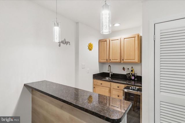 9032 ROSEWALL CT, Springfield, VA 22152