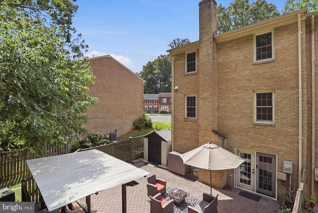 9032 ROSEWALL CT, Springfield, VA 22152