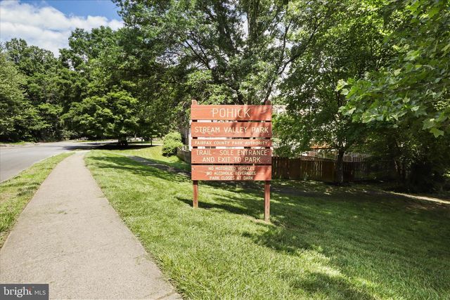 9032 ROSEWALL CT, Springfield, VA 22152