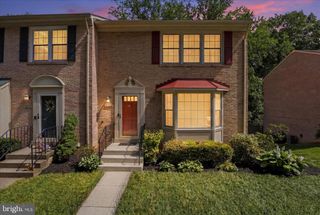 9032 ROSEWALL CT, Springfield, VA 22152