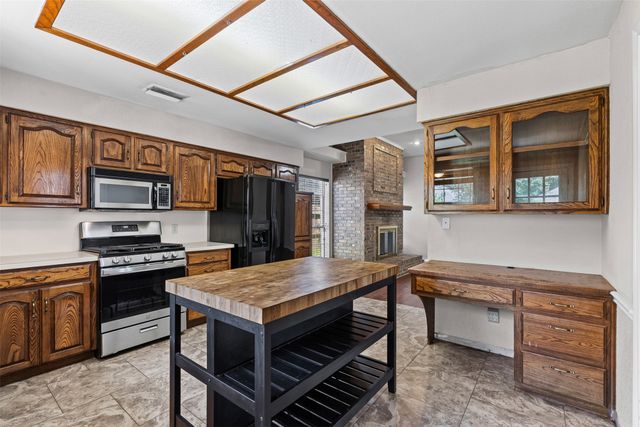 915 Colony Ridge Court, Irving, TX 75061
