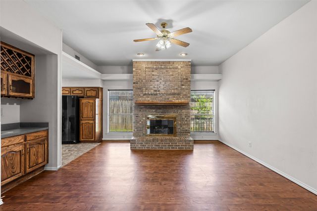 915 Colony Ridge Court, Irving, TX 75061