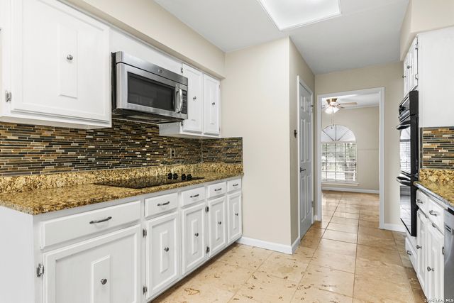 11606 PICCADILLY CIR, San Antonio, TX 78251
