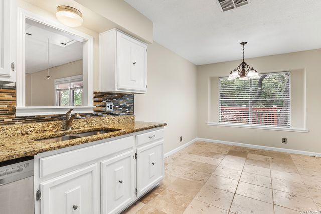11606 PICCADILLY CIR, San Antonio, TX 78251