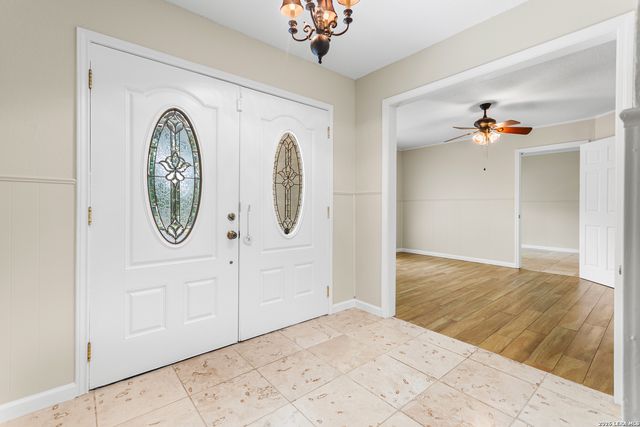 11606 PICCADILLY CIR, San Antonio, TX 78251