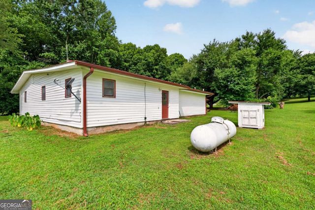 247 Amys Ford Trail, Cleveland, GA 30528