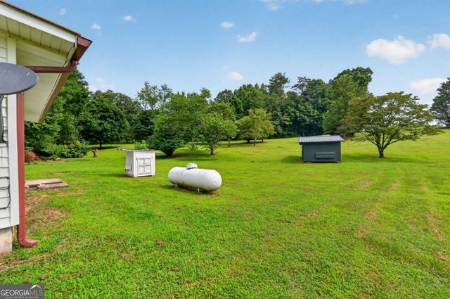 247 Amys Ford Trail, Cleveland, GA 30528
