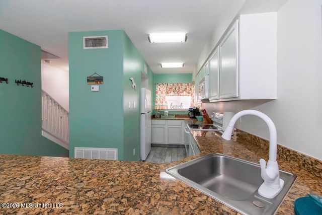 1664 Beach Boulevard, J151, Biloxi, MS 39531