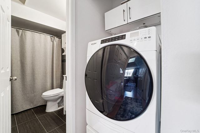 15 Greenridge Avenue 16, White Plains, NY 10605