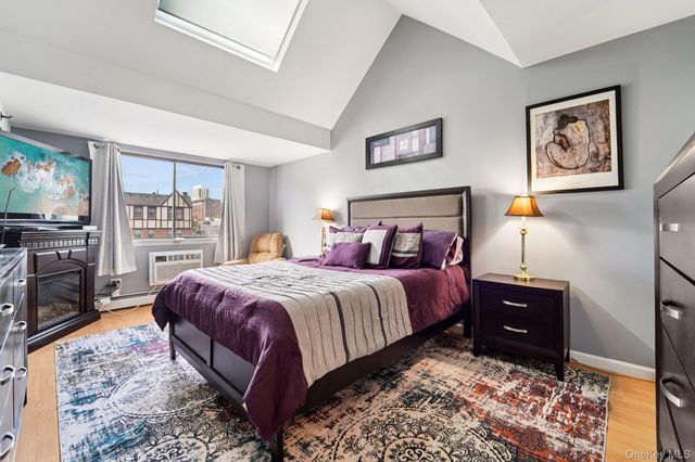 15 Greenridge Avenue 16, White Plains, NY 10605