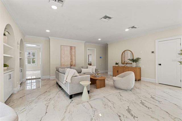 190 BOSPHOROUS AVENUE, Tampa, FL 33606
