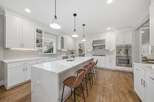 29 Bridge Street, Lexington, MA 02421