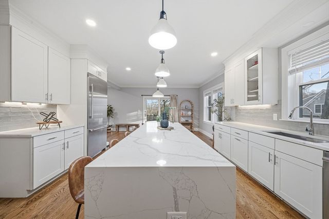 29 Bridge Street, Lexington, MA 02421