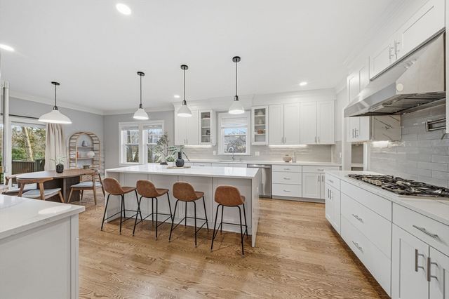 29 Bridge Street, Lexington, MA 02421