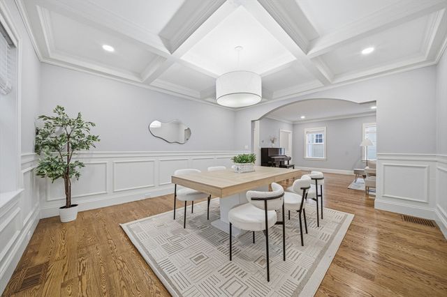 29 Bridge Street, Lexington, MA 02421