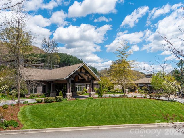 1650 Country Club Drive C302, Maggie Valley, NC 28751