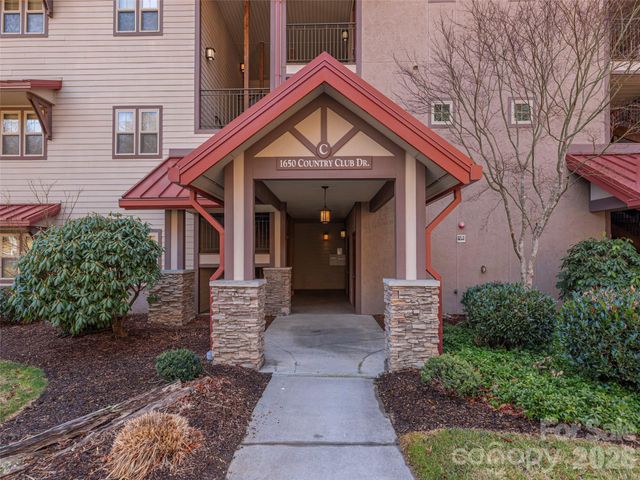1650 Country Club Drive C302, Maggie Valley, NC 28751
