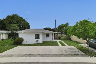 2343 NW 28th St 1, Oakland Park, FL 33311