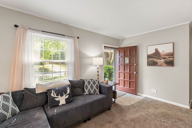 1808 55th Street, Des Moines, IA 50310